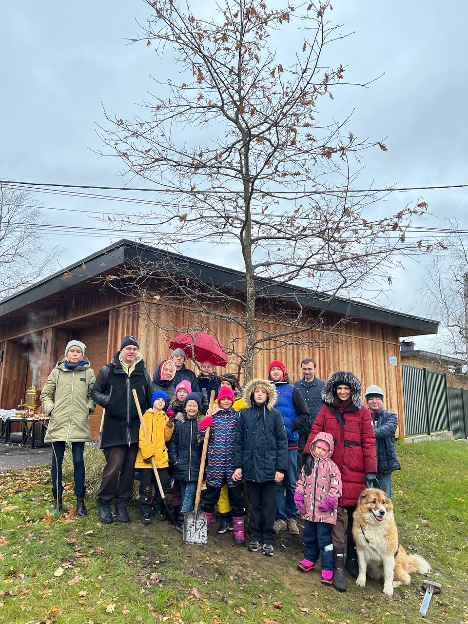 Памятное событие в Лисьем Носу в праздничный День народного единства
